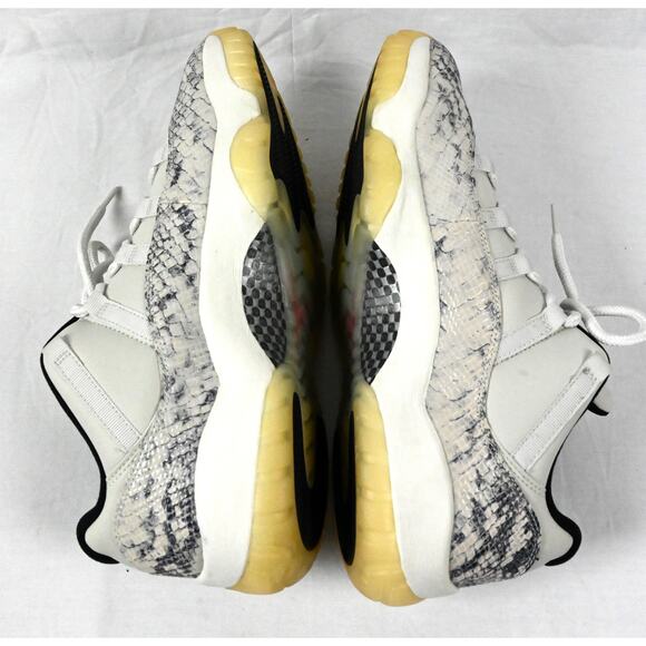Air Jordan 11 Retro Low LE Snake/Light Bone Men\'s 12 CO86845-002 w/Box main image 10